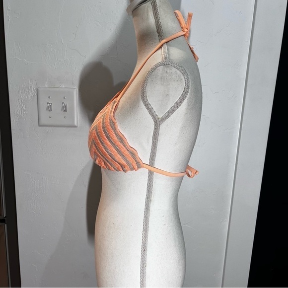 Wild Fable Peach & Gray Crochet Halter Style Bikini Top small - Picture 2 of 7
